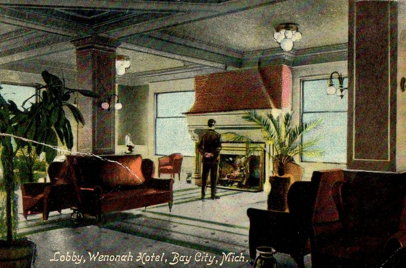 Wenonah Hotel - Vintage Postcard